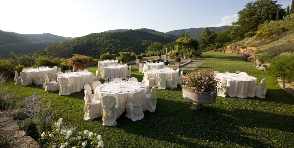 5 vineyard wedding villa seate dinner