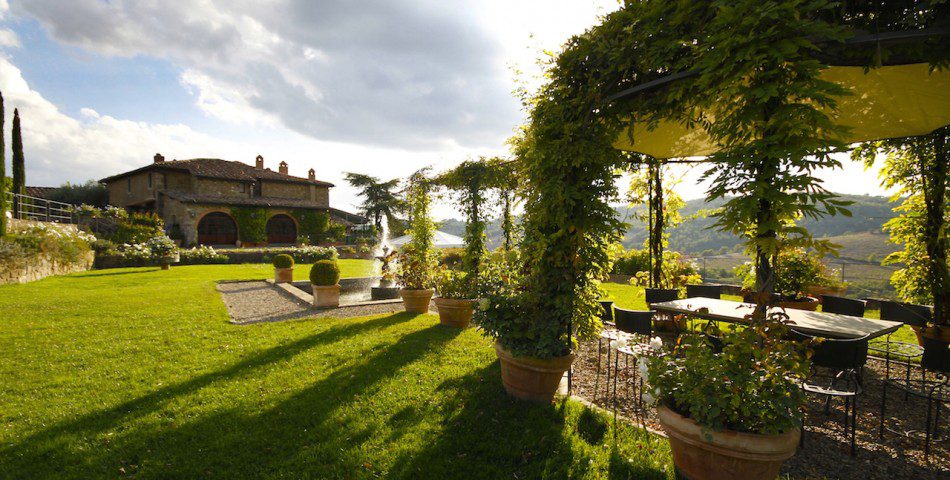 8 vineyard chianti wedding villa pergola