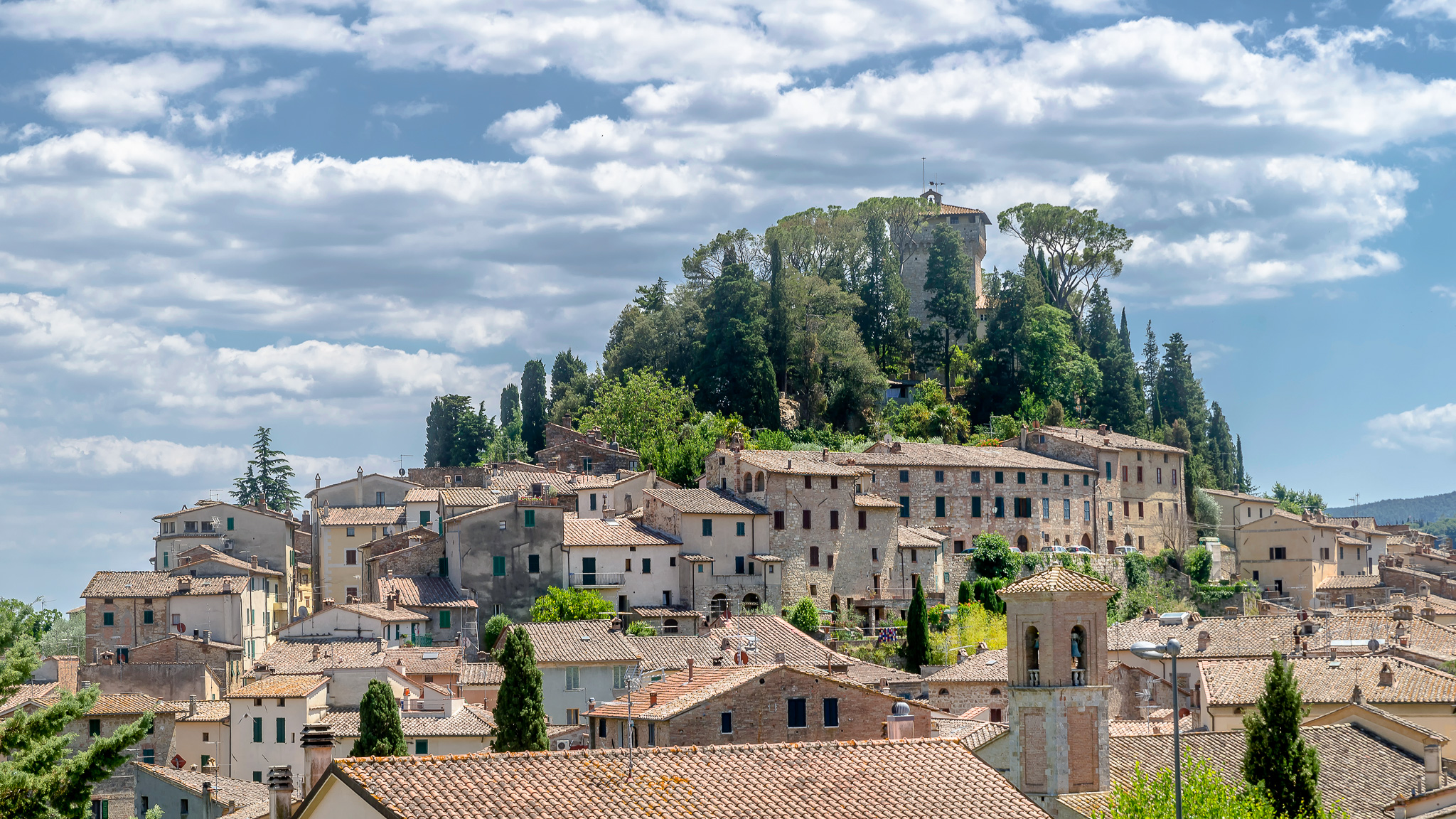 Magnificent view of the ancient hilltop village of Cetona, Siena