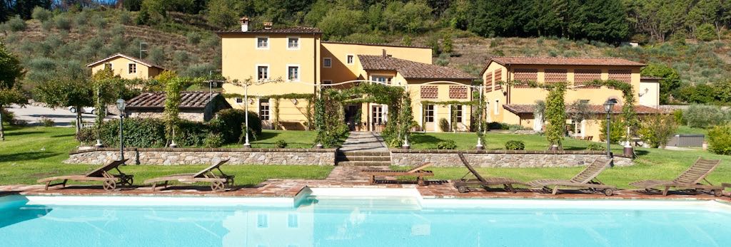 villas in tuscany