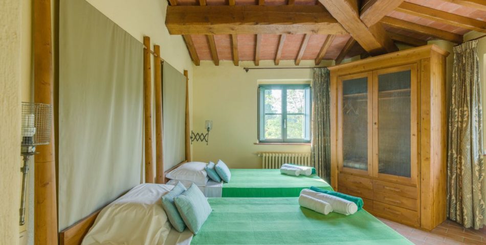 luxury villa pupillo near florence bedroom 1