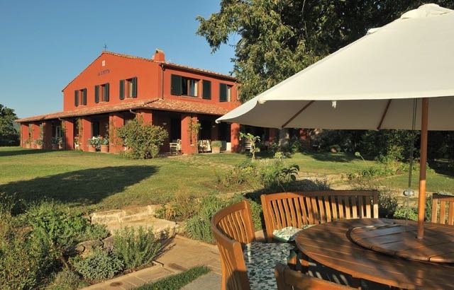 3 7 bedroom seaside villa tuscany outdoor dining