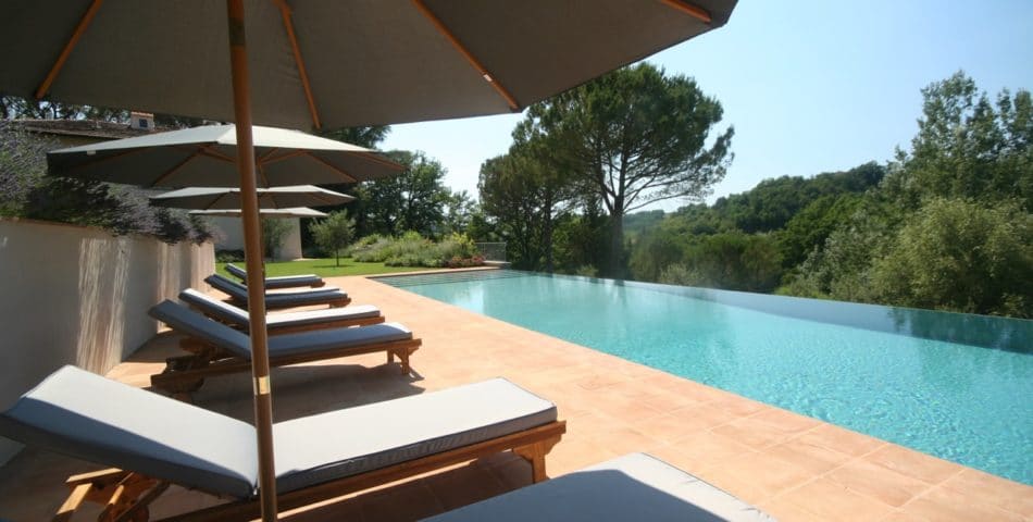 5 bedroom luxury villa with infinity pool in florence
