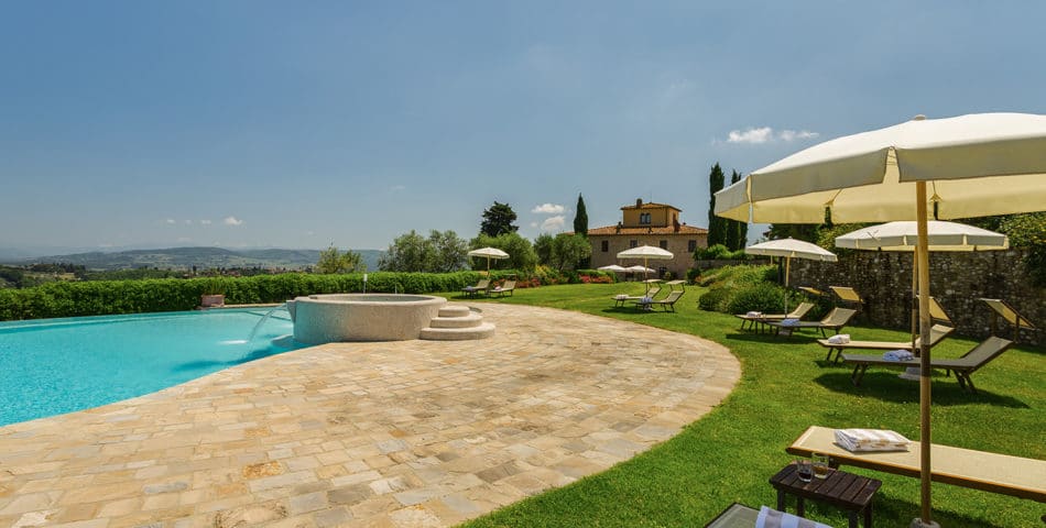 tuscan villa with pool and vineyard