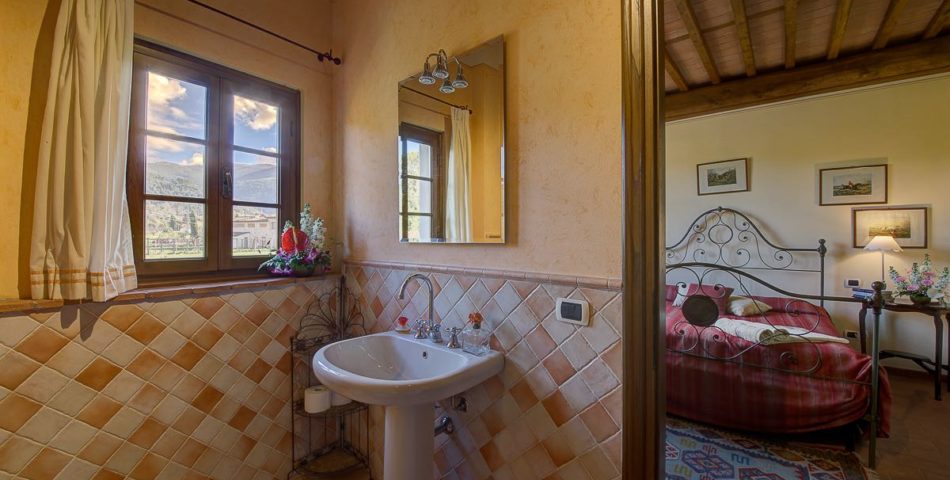 villa sodini lucca bathroom