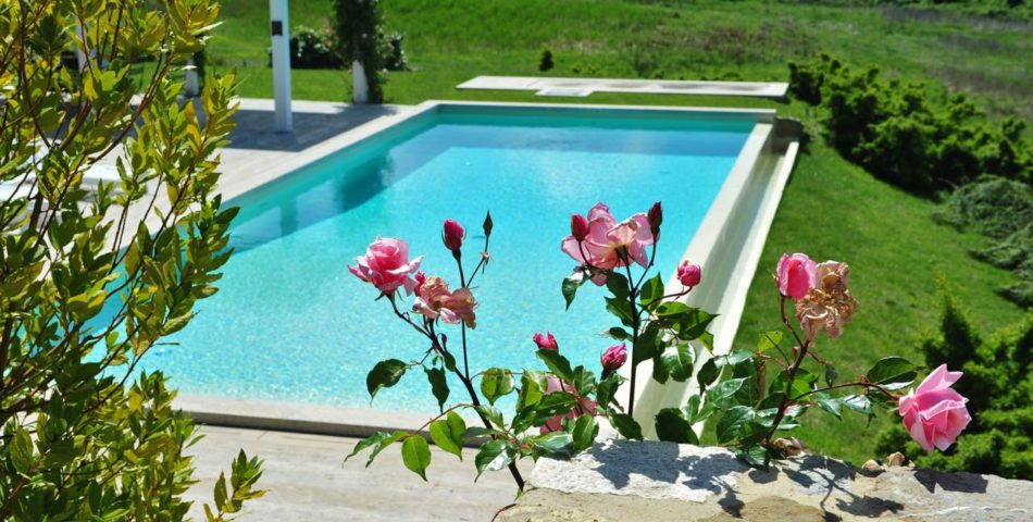 luxury villa in valdorcia pool