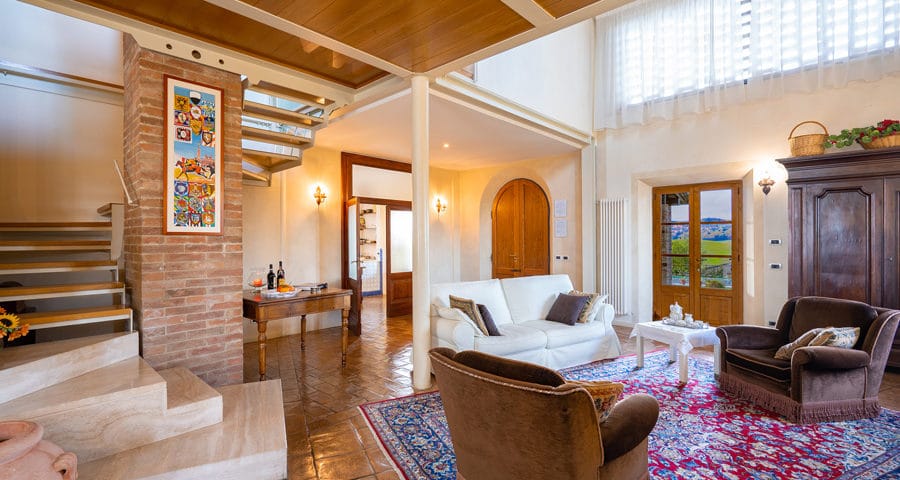villa near siena living room