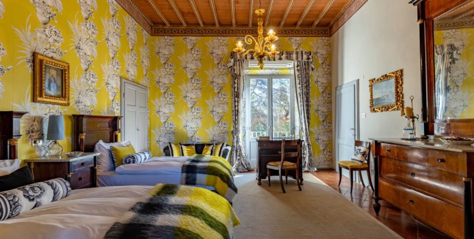 siena villa with spa yellow room