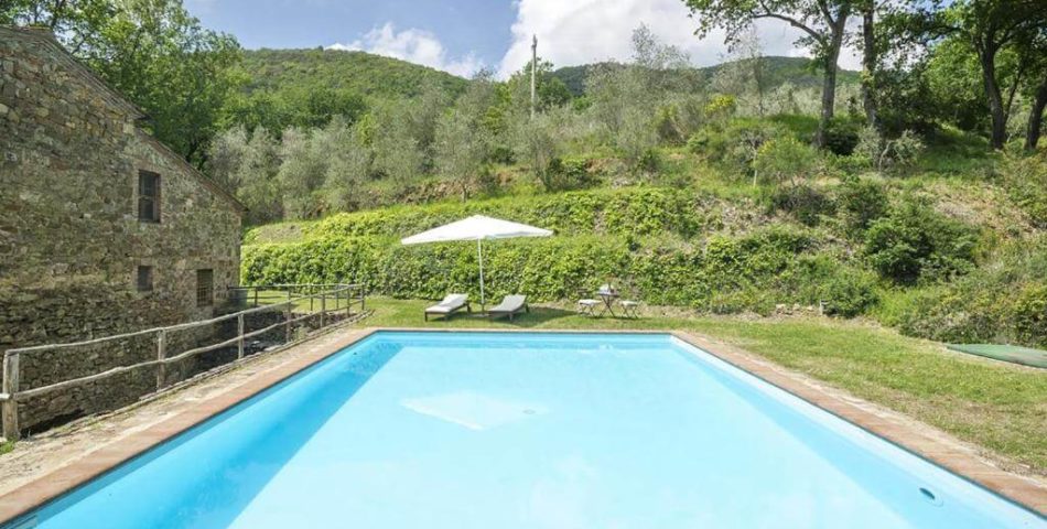 Montalcino air conditioned villa pool