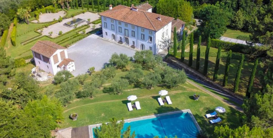7 bedroom luxury villa to rent near lucca with pool