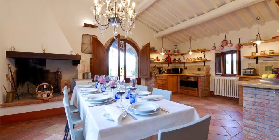 07 Villa Chiusarella Kitchen Dining