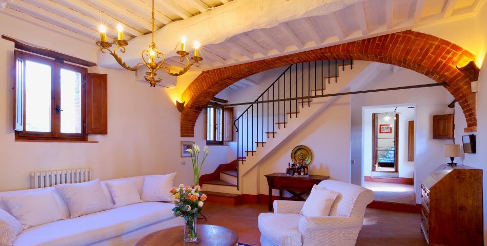 12 Villa Chiusarella Living room and stairs