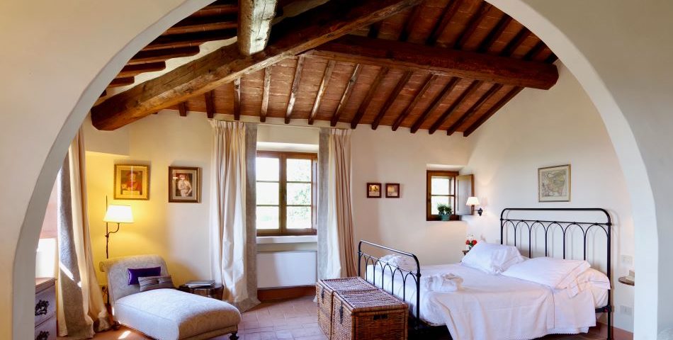24 MV Tuscany WIne Resort Villa in Castelnuovo Berardenga Oriental Bedroom