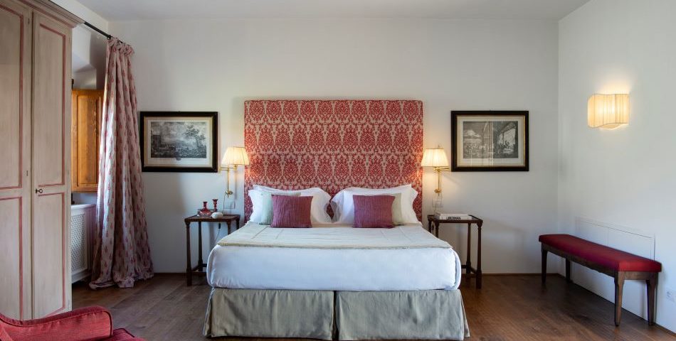 florence villa bedroom 3