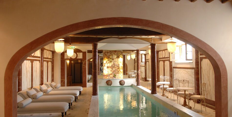 florence luxury villa spa