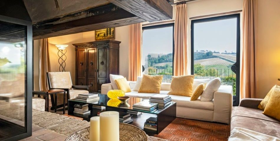 Chianti villa pianella tuscany lliving room