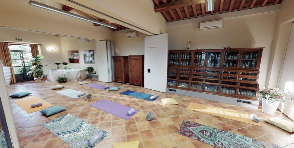 Luxury Villa Italy Yoga room