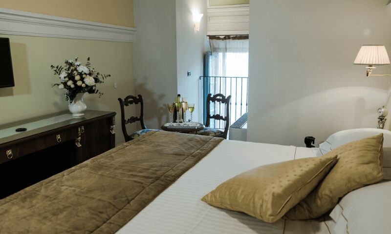 Luxury Villa Italy bedroom 7