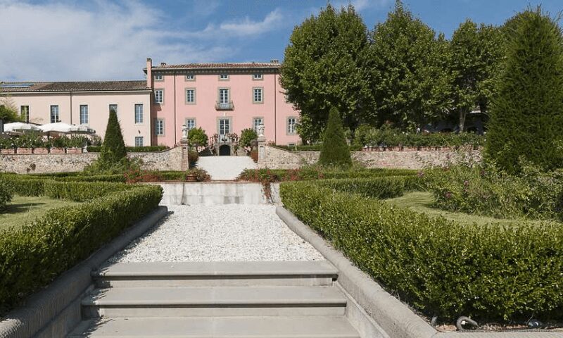 Luxury Villa Italy garden entrance