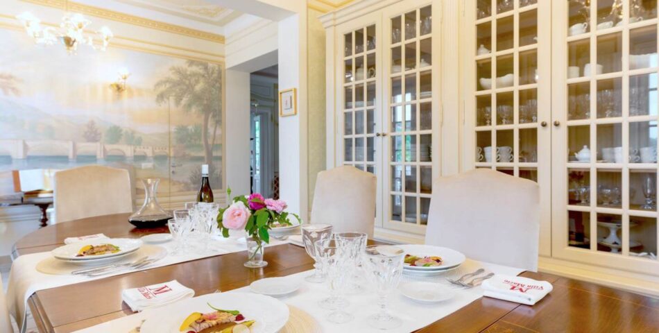 Lucca luxury villa formal dining