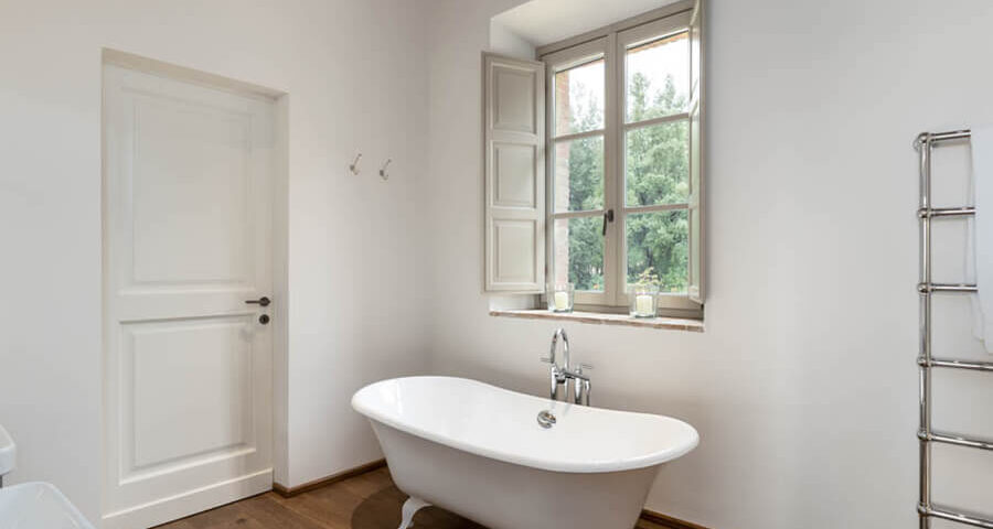 Siena Italy villa rentals bathroom 6