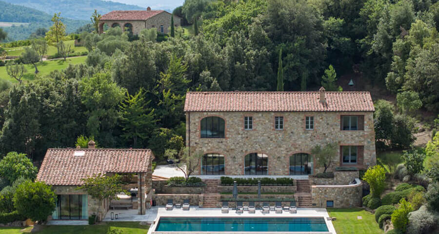 Siena Italy villa rentals exterior 2