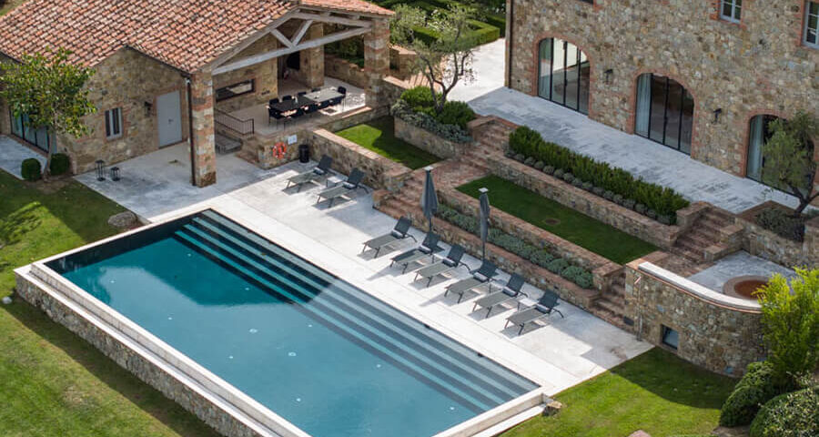 Siena Italy villa rentals exterior